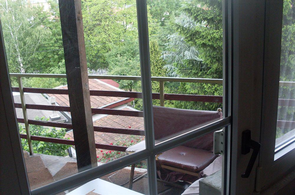 Hostel Gonzo Sarajevo Exterior photo